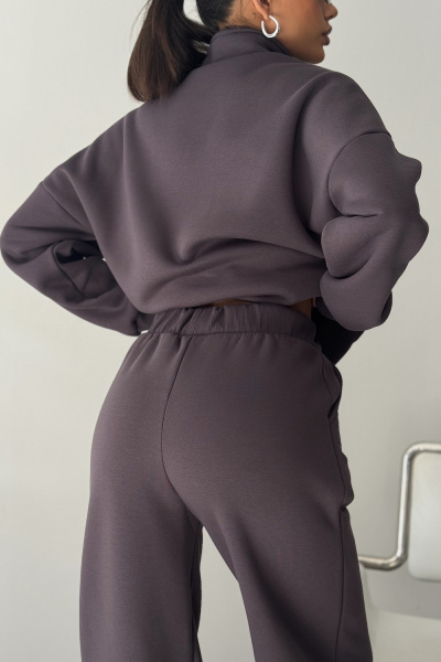 b0db0181-553e-464d-b991-b00fda211f49